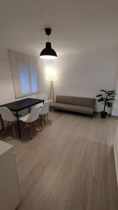 Apartamento Moderno A 1Km De Granada Exterior photo